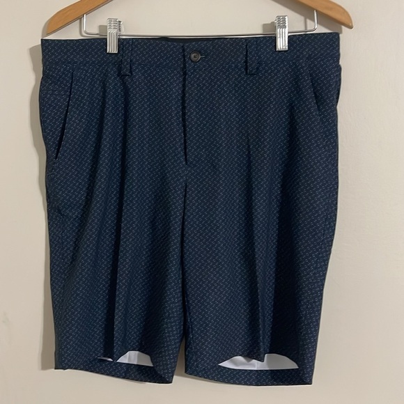 Greg Norman microlux blue pattern shorts 34 - Picture 5 of 6